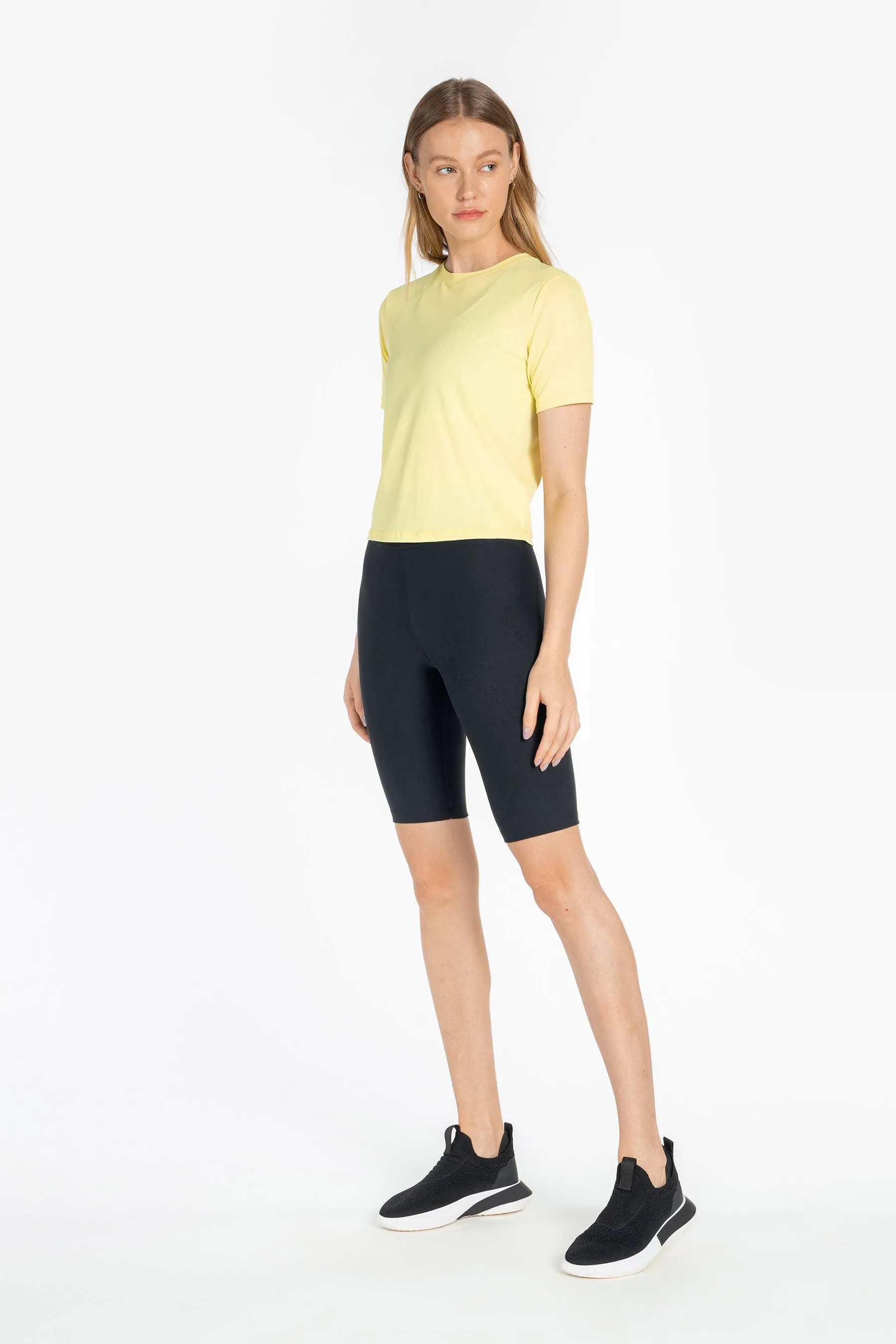 Comfy Slim Cropped T-Shirt