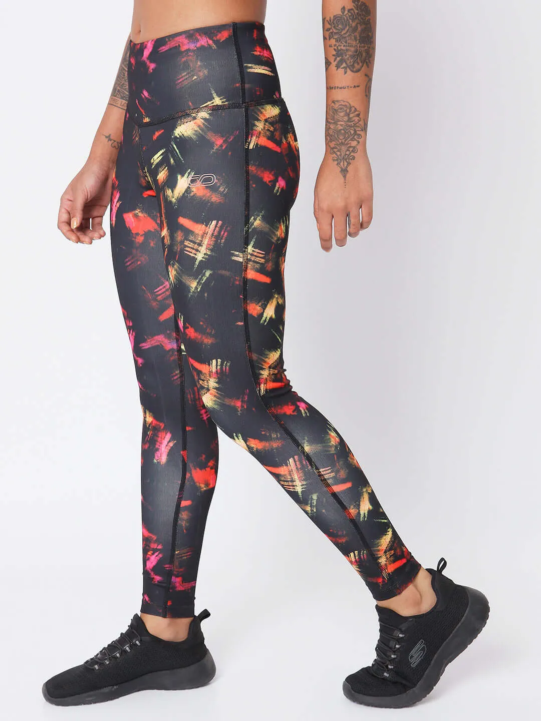 Graphic Performance Leggings Red Marks