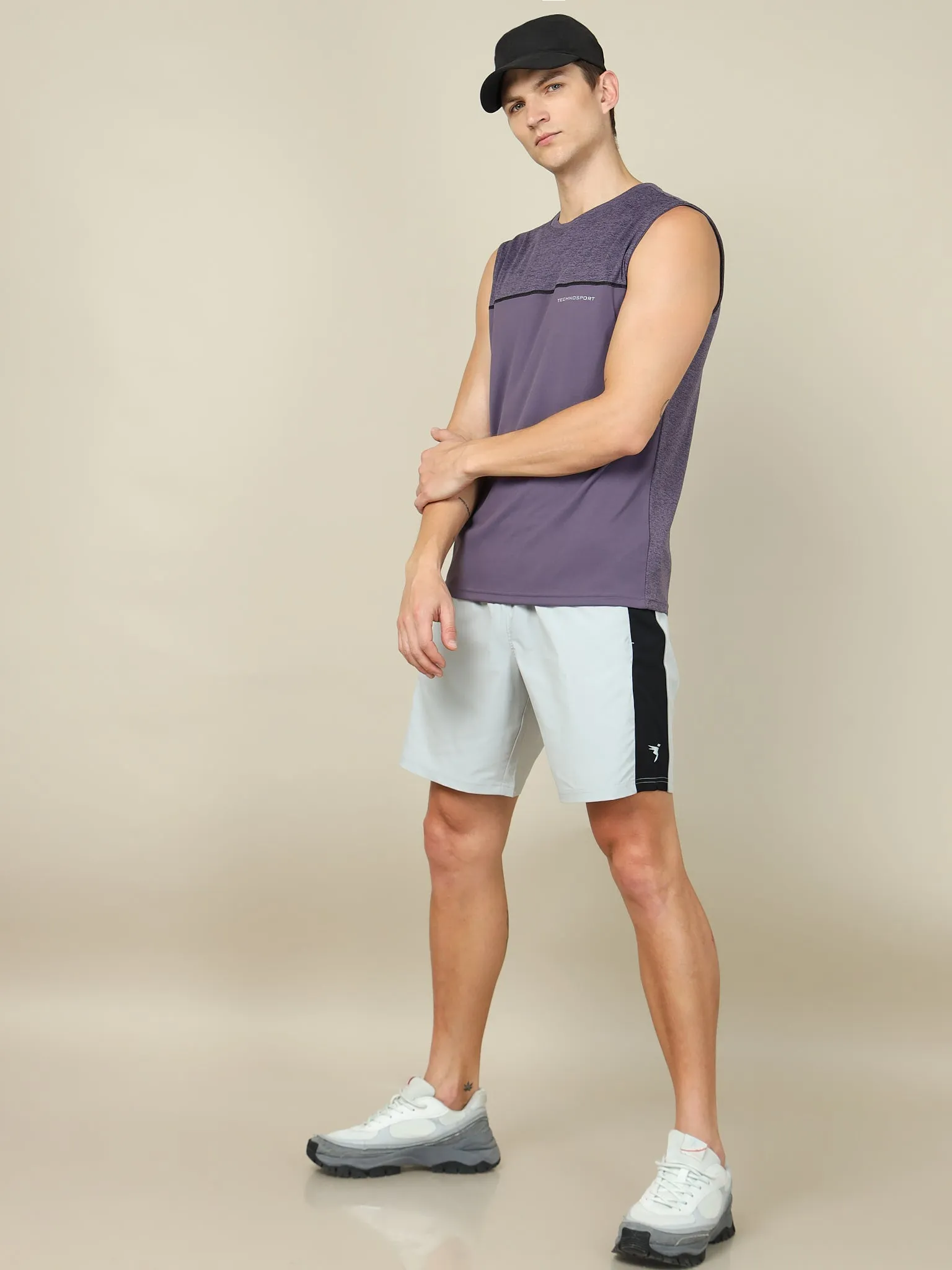 Men Colorblock Slim Fit Crew Neck Innerwear Vest with TECHNO COOL 