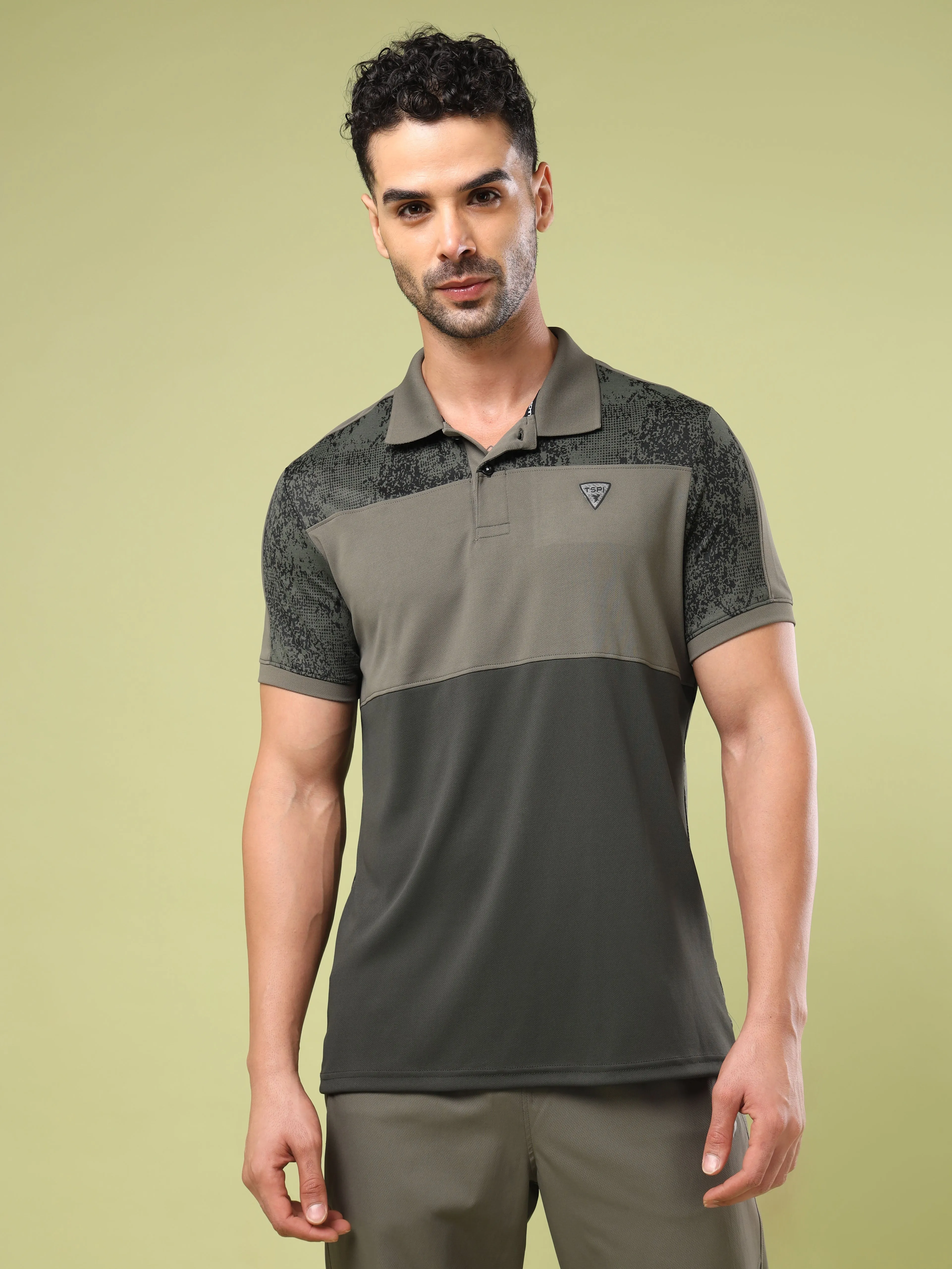 Men Colorblock Slim Fit Polo Sports T-shirt with DOUBLE COOL