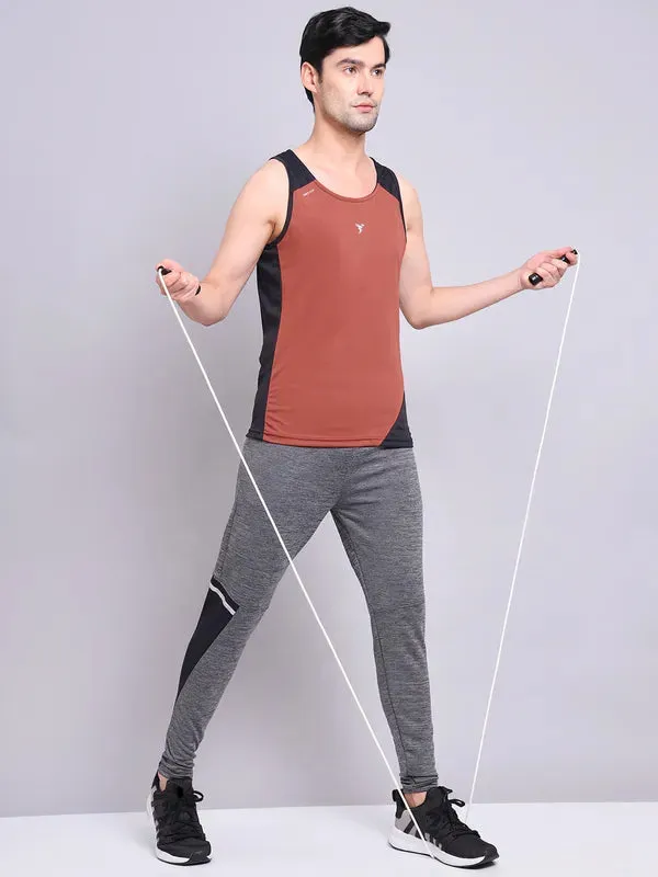 Men Colorblock Slim Fit Scoop Neck Innerwear Vest with TECHNO COOL 