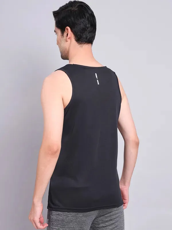 Men Colorblock Slim Fit Scoop Neck Innerwear Vest with TECHNO COOL 