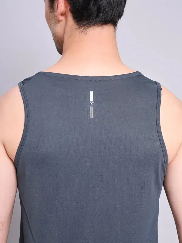 Men Colorblock Slim Fit Scoop Neck Innerwear Vest with TECHNO COOL 