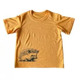 T-Shirt sonnengelb mit Igel, Merinowolle & Seide (bio/GOTS)